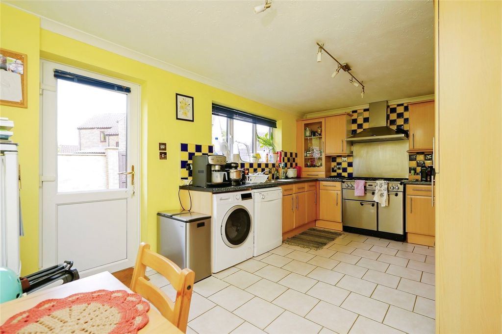 Property photo 3 of 17 Picture No. 36