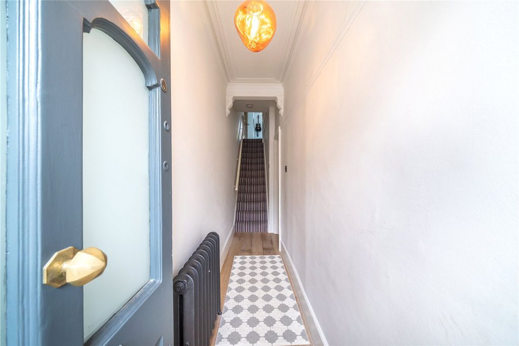 Property photo 2 of 17 Hallway