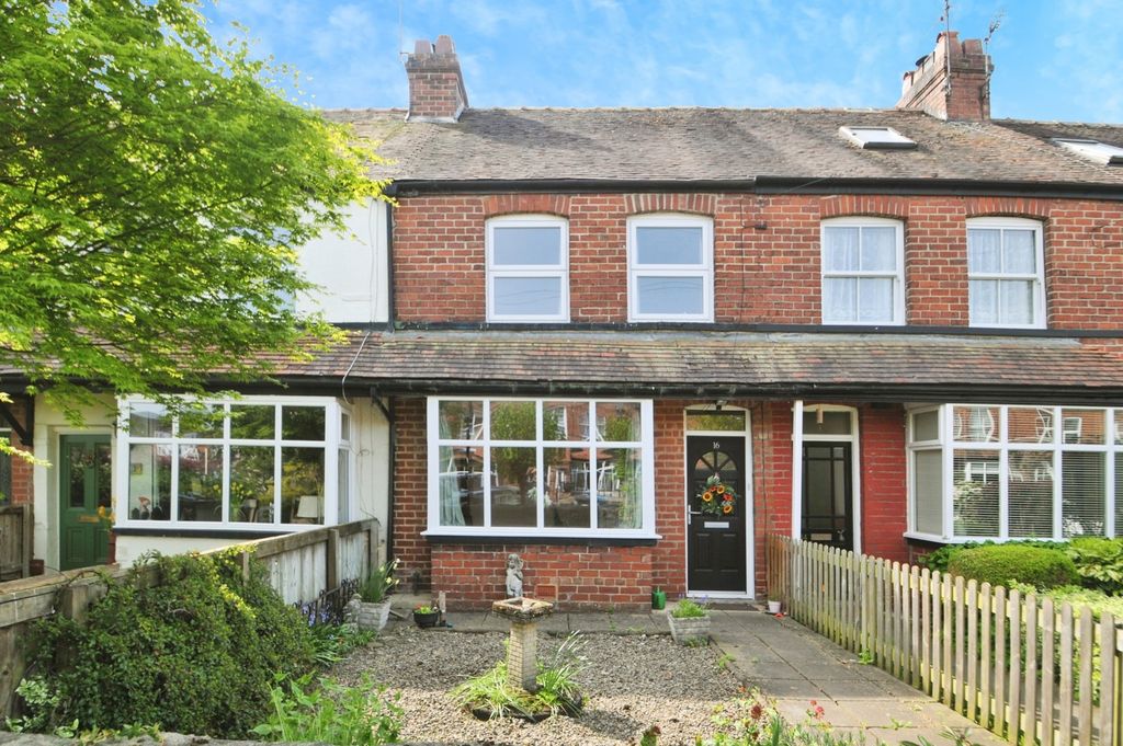 Property photo 1 of 17 Photo