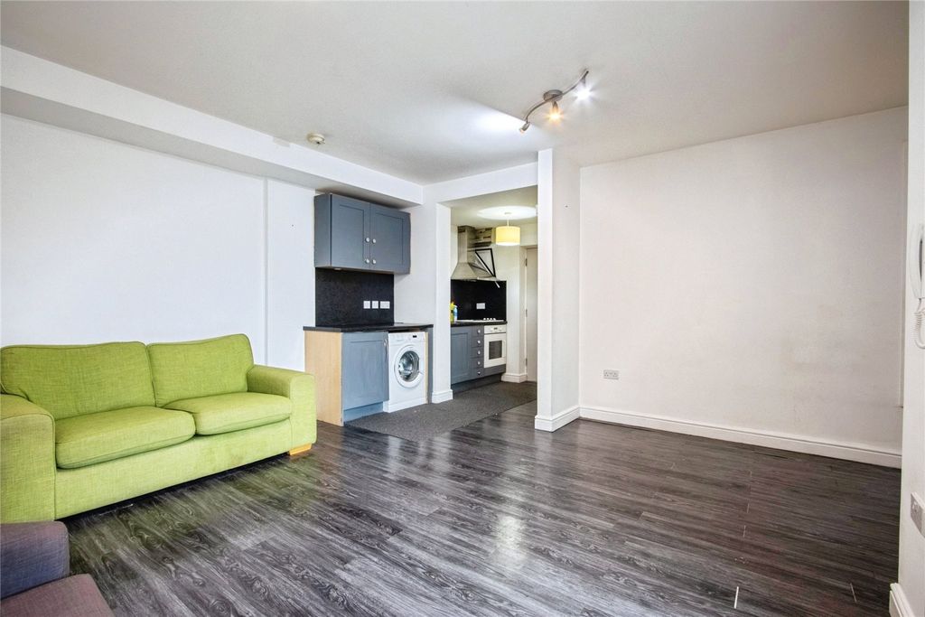 Property photo 3 of 11 Picture No. 04