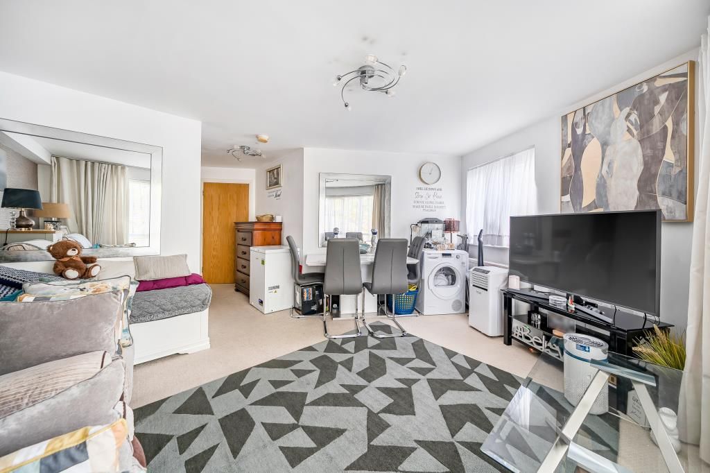 Property photo 3 of 17 Living Area