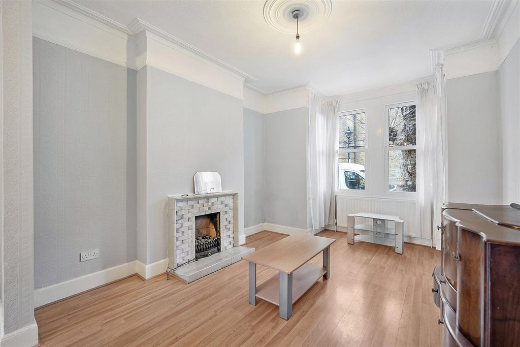 Property photo 2 of 20 Reception Area