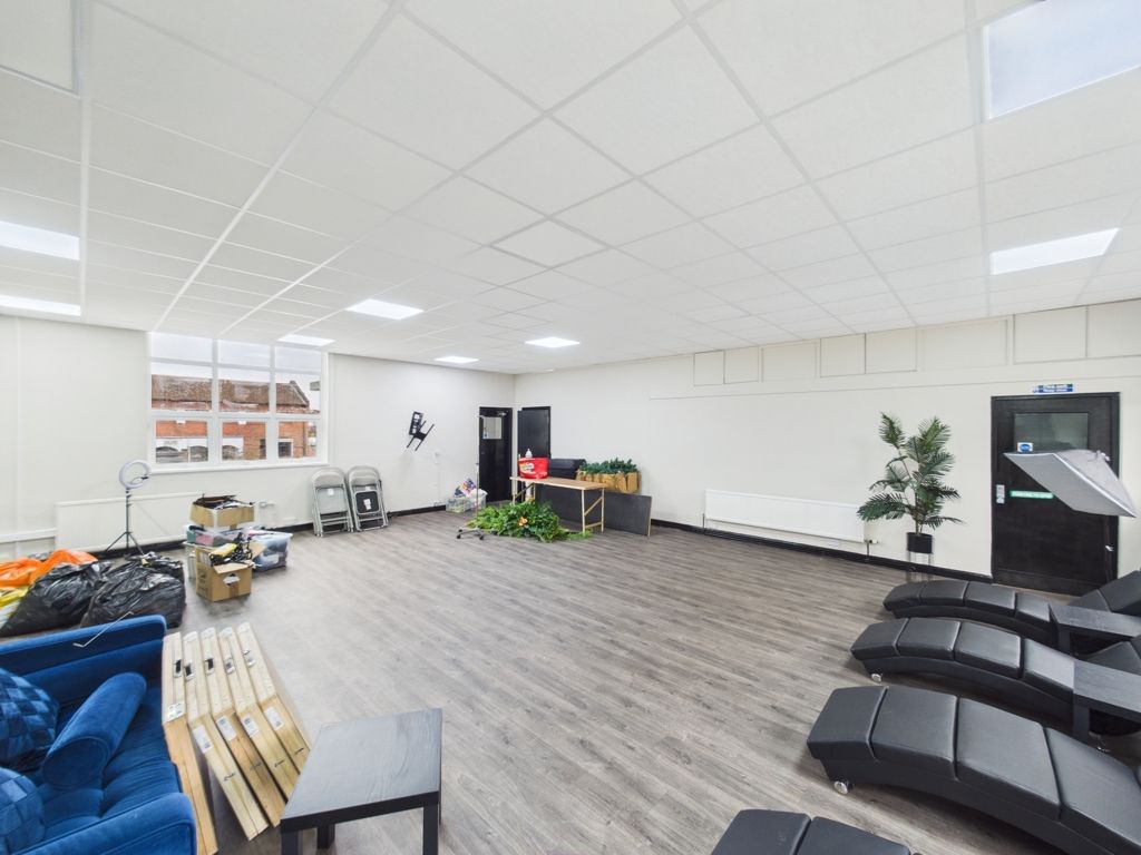 Property photo 3 of 4 Photo 4