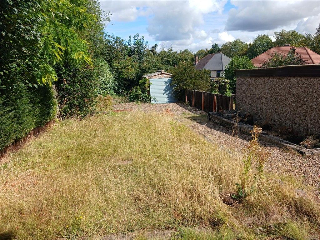 Property photo 2 of 11