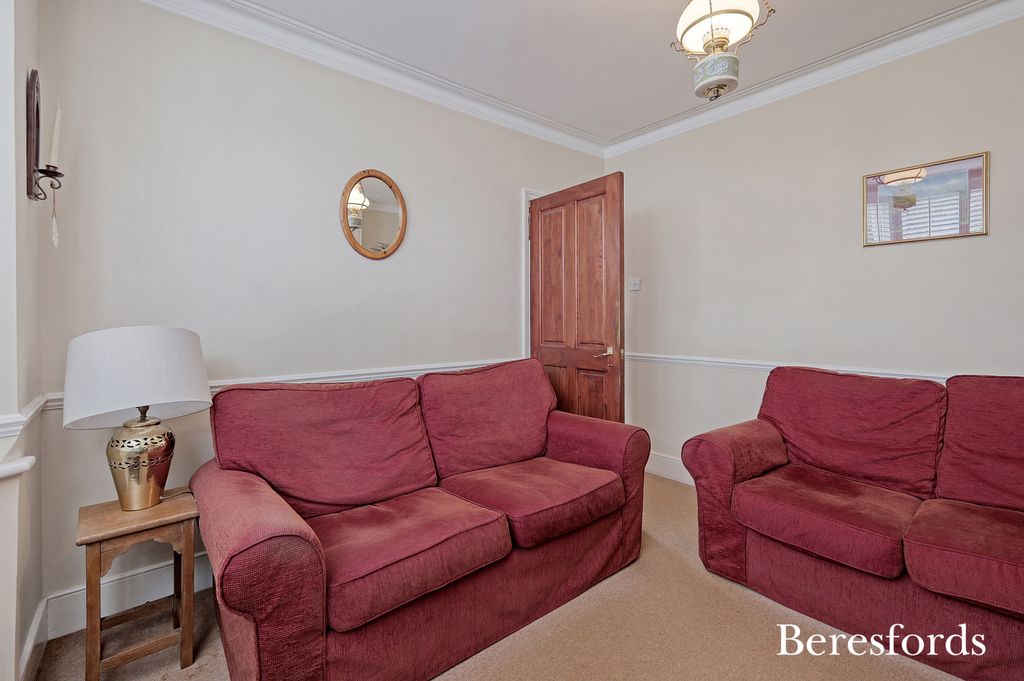 Property photo 3 of 33 Picture No. 24