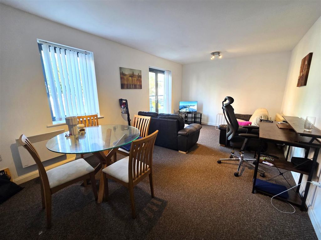 Property photo 2 of 11 Lounge Two .Jpg