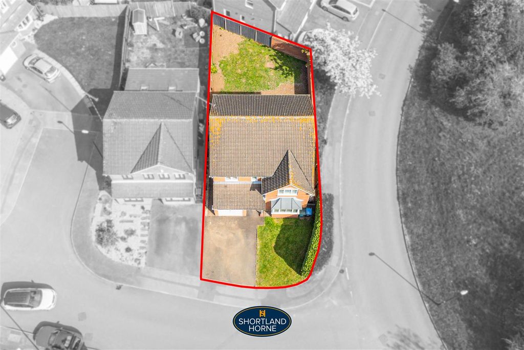 Property photo 2 of 34 Boundary