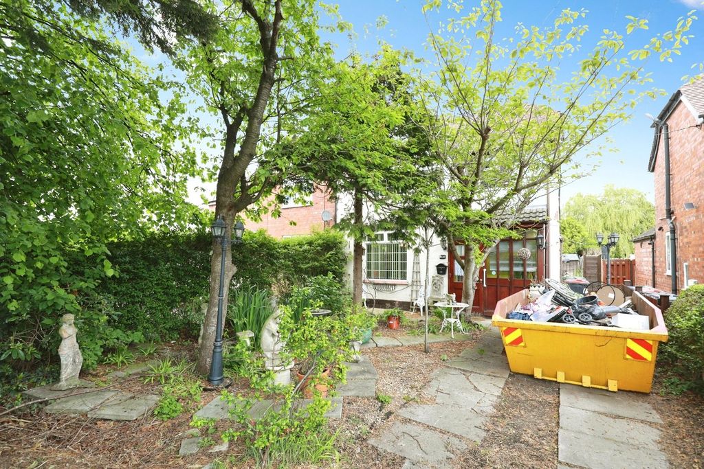 Property photo 2 of 17 Pbox-Img.Jpg