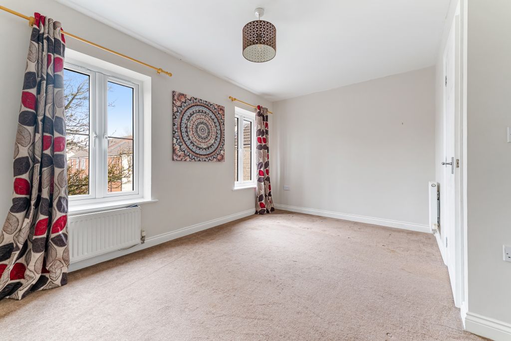 Additional image 4 of 4 bed town house to rentWeston Village BS24
