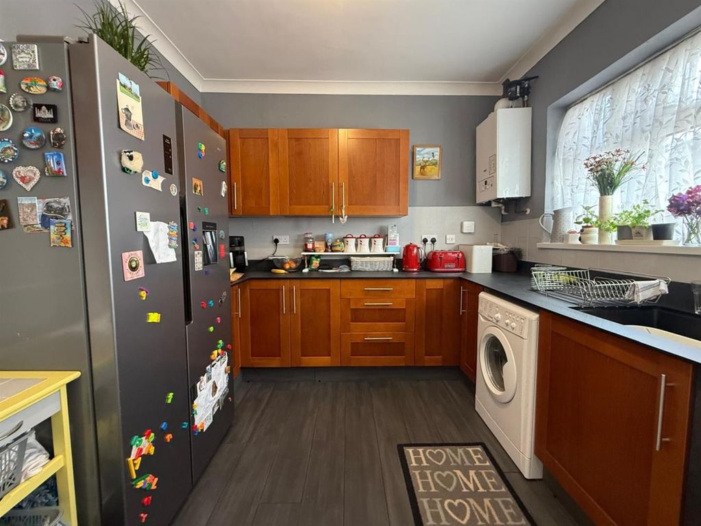 Property photo 3 of 17 4.Jpg