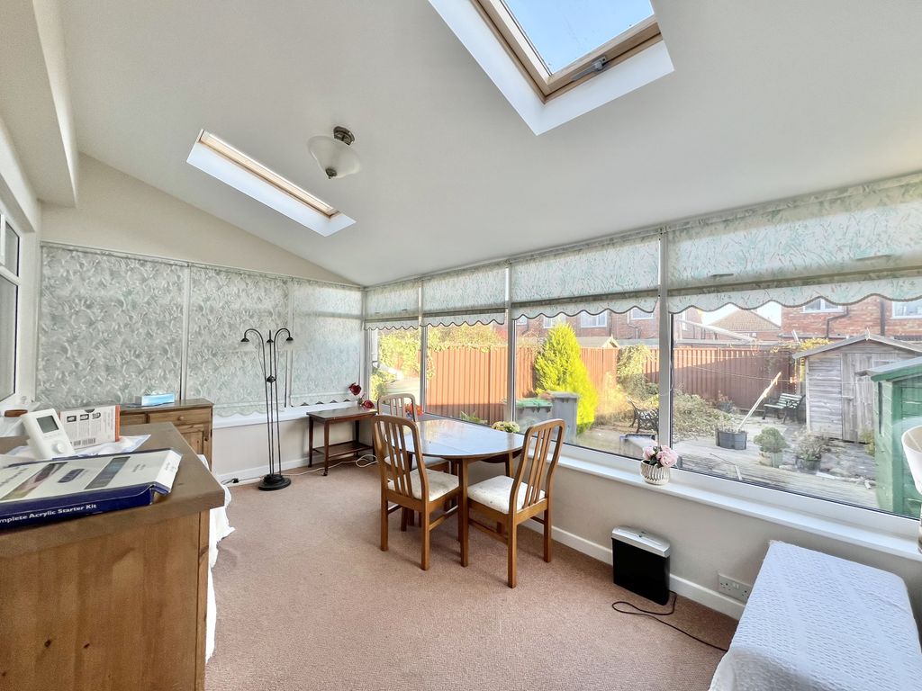 Property photo 2 of 21