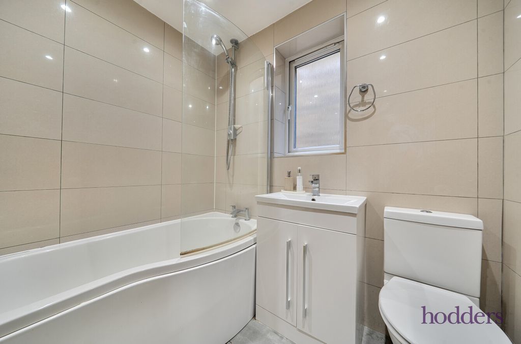 Property photo 3 of 19 48F7192B-E3d7-49A...
