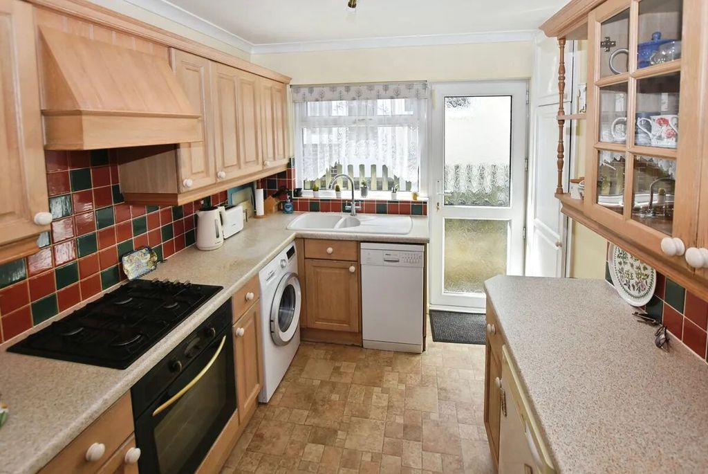 Property photo 3 of 15 Picture 3