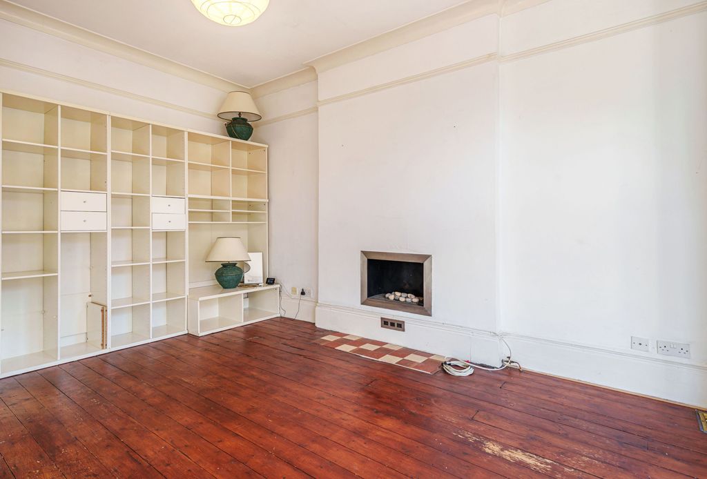 Property photo 3 of 9 1058492 (3).Jpg