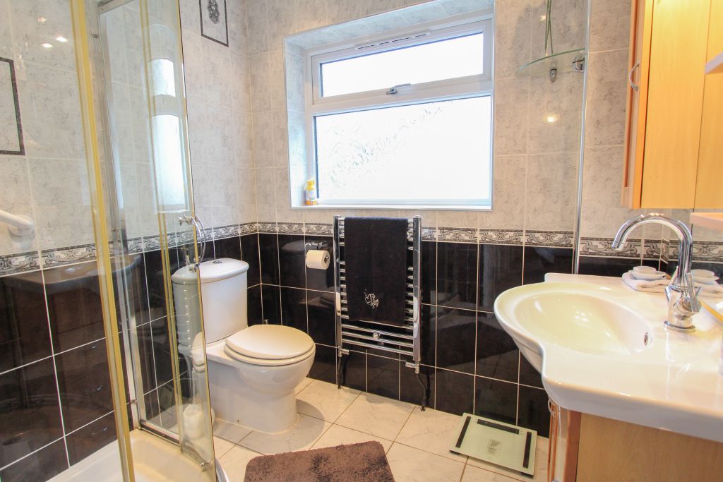 Additional image 10 of 3 bed bungalow for saleHylands Close, West Hill EX11