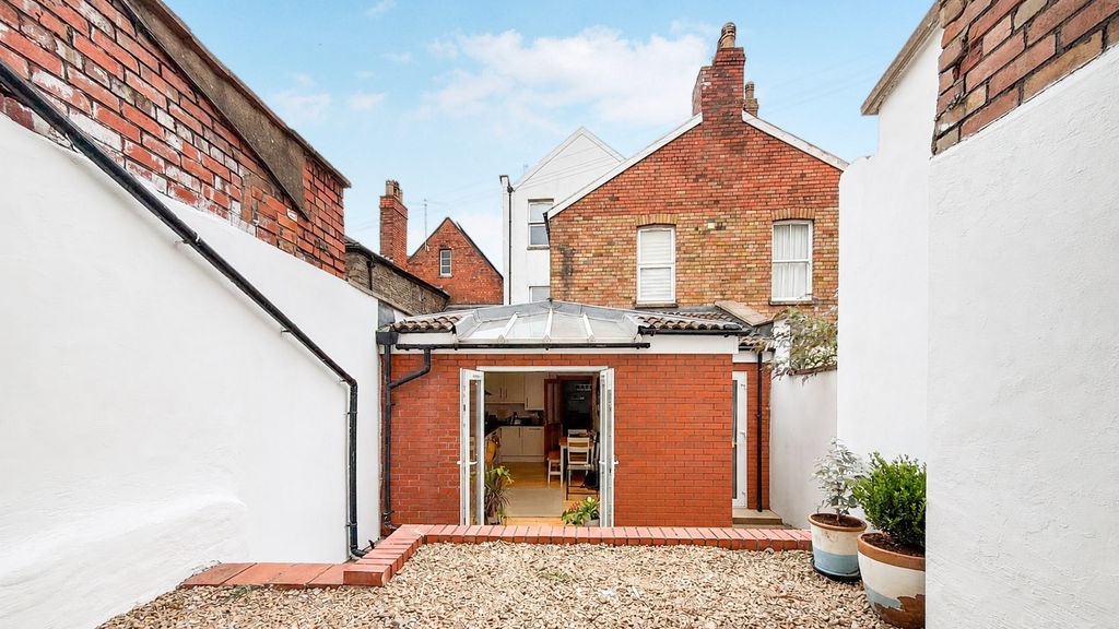 Property photo 2 of 15 Pbox-Img.Jpg