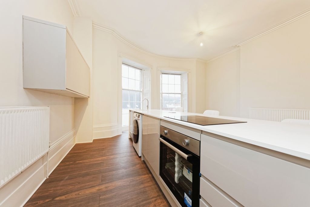 Property photo 2 of 17 Photography