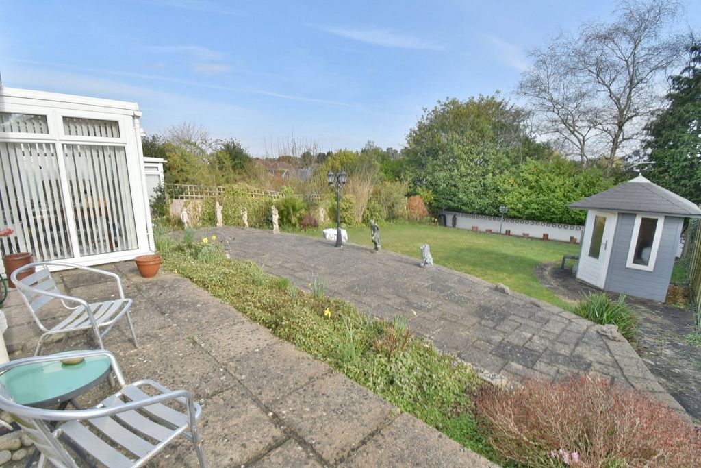 Property photo 3 of 24