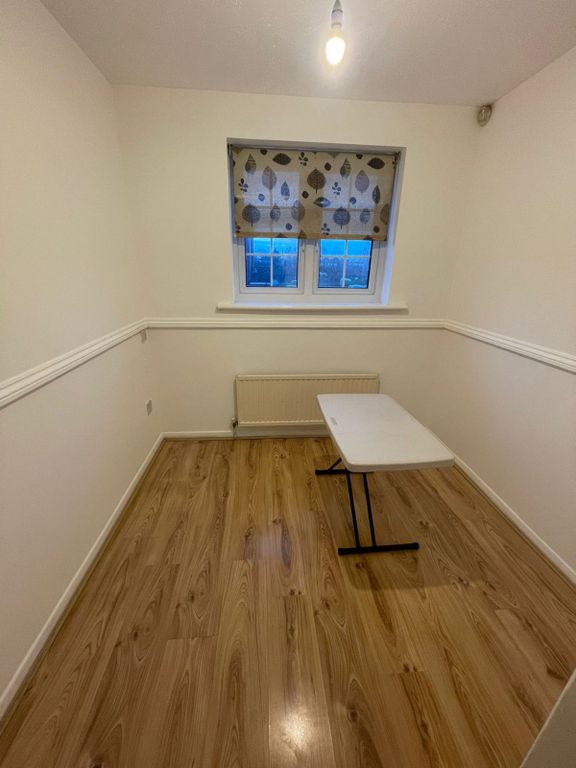 Property photo 3 of 10 Gallery