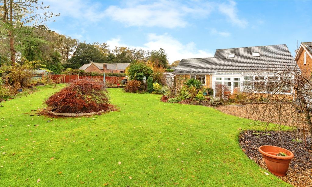 Property photo 1 of 22 Picture No. 06