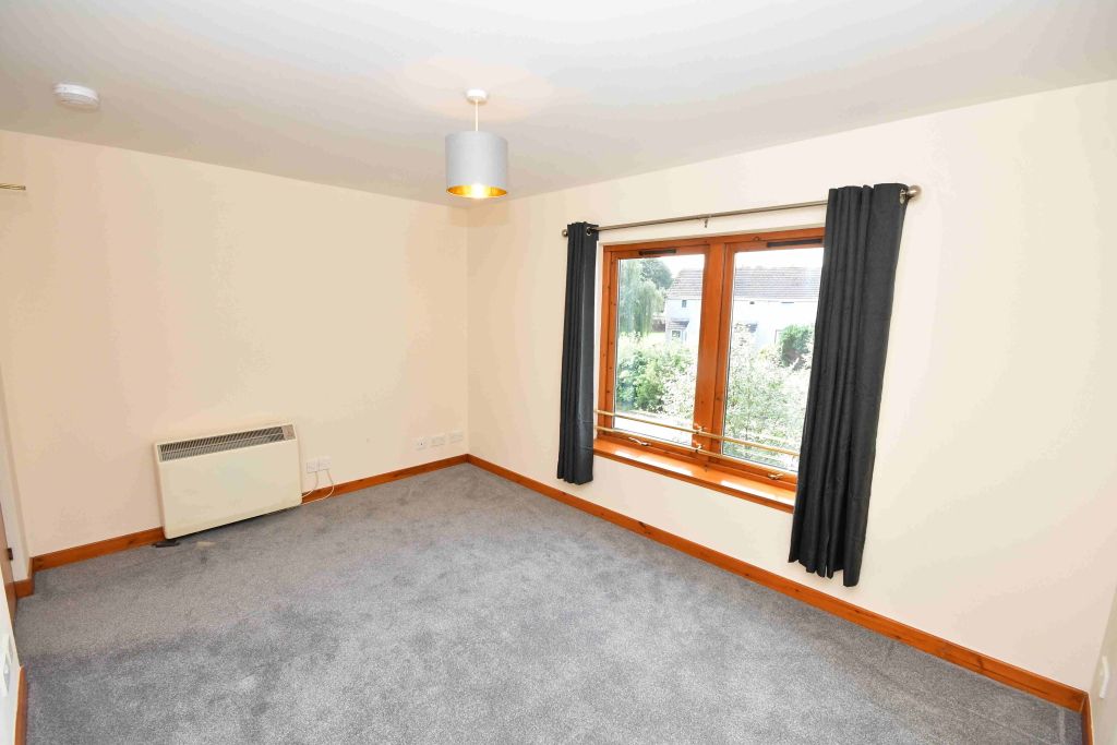 Property photo 1 of 6 Photo