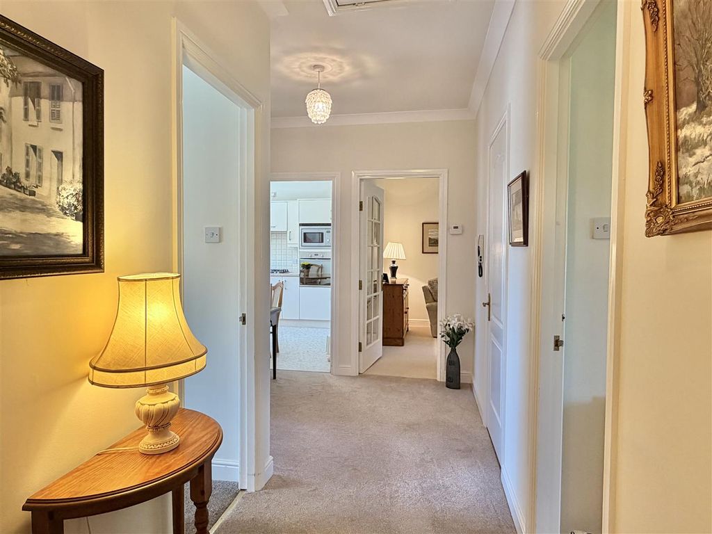 Additional image 4 of 2 bed flat for saleWeirs Gate, Strathaven ML10