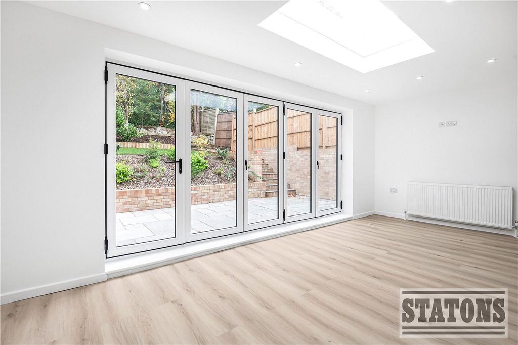 Property photo 3 of 18 Picture No. 03
