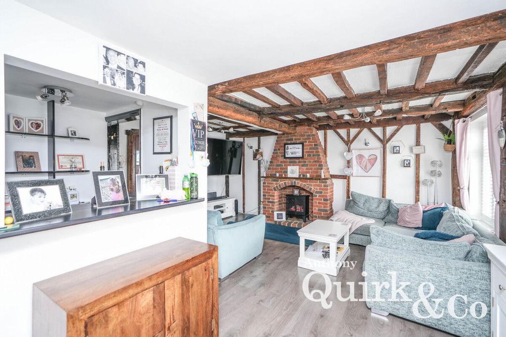 Property photo 2 of 24