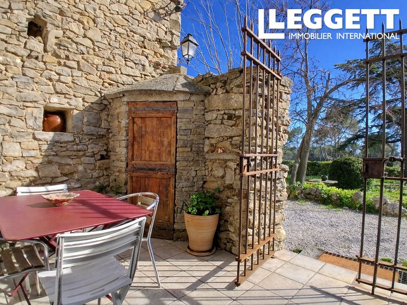 Property photo 3 of 10