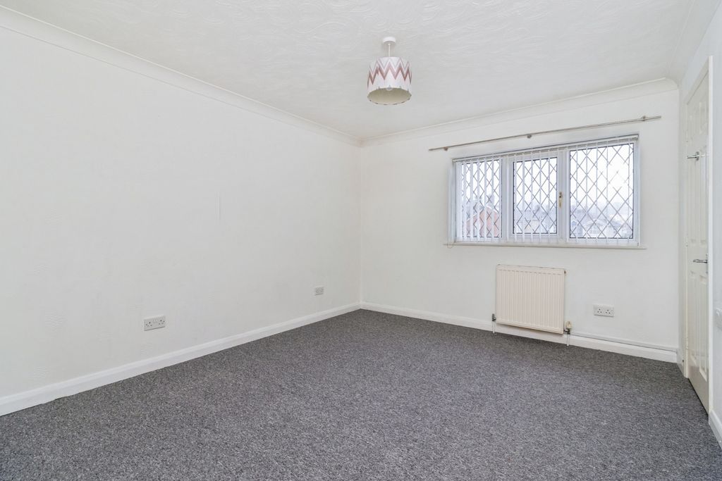 Property photo 3 of 14 Pbox-Img.Jpg