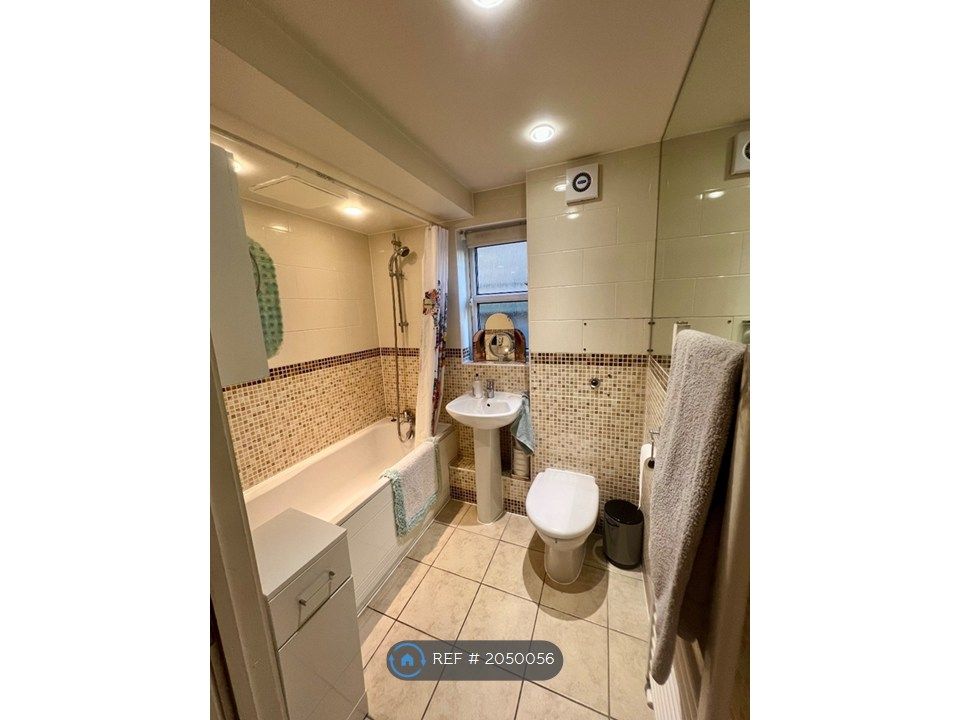 Property photo 2 of 6 Home From Home