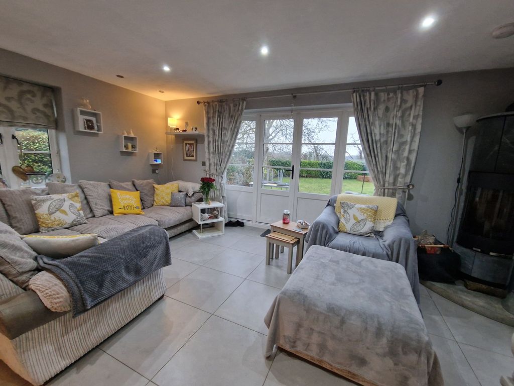 Property photo 2 of 15