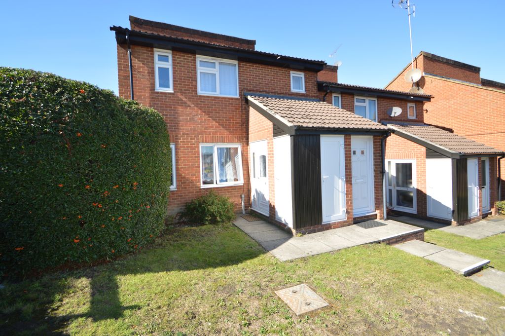 Property photo 1 of 6 1.Front.Jpg