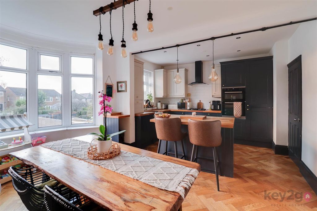 Property photo 1 of 26 Img_4373-Img_4375.Jpg