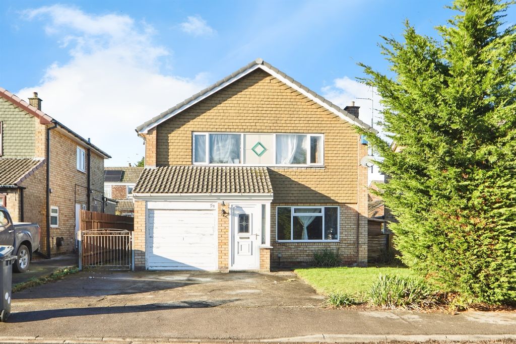 Property photo 1 of 18