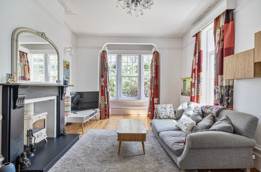 Property photo 2 of 48 1483541-53-6A3A86...