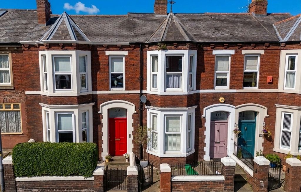 Property photo 1 of 20 Scotland Road