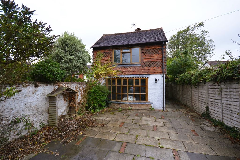 Property photo 1 of 9 (Main)