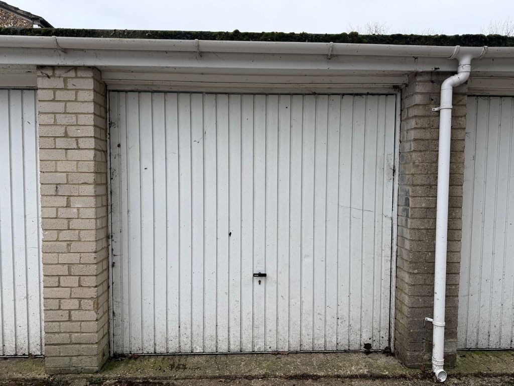 Property photo 2 of 2