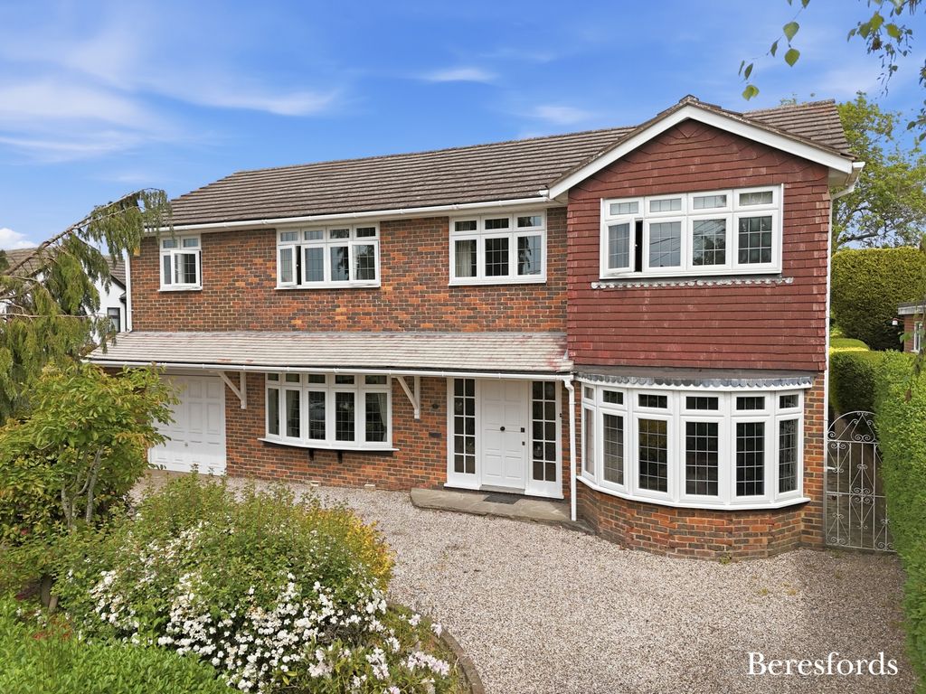 Property photo 1 of 22 Picture No. 05