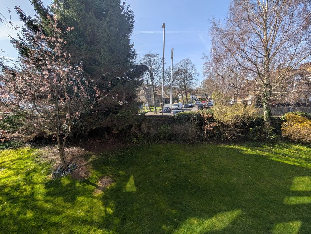 Property photo 3 of 9