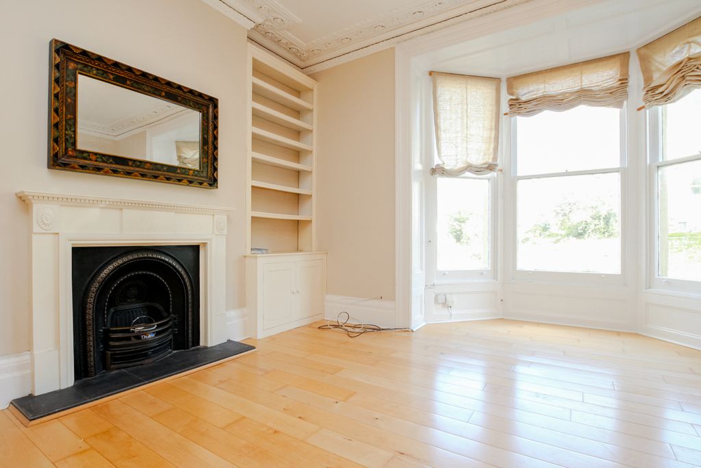 Property photo 2 of 7 2