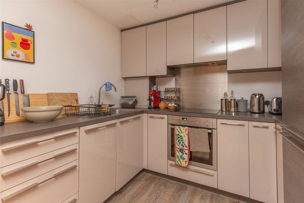 Property photo 3 of 10 Picture No. 05