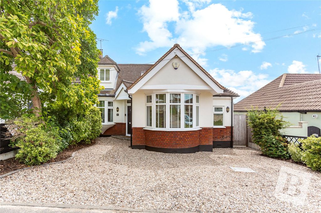 Property photo 1 of 27 Picture No. 32