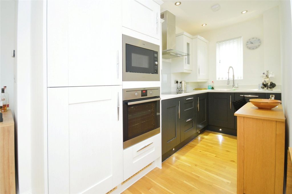 Property photo 2 of 10 Picture No. 06