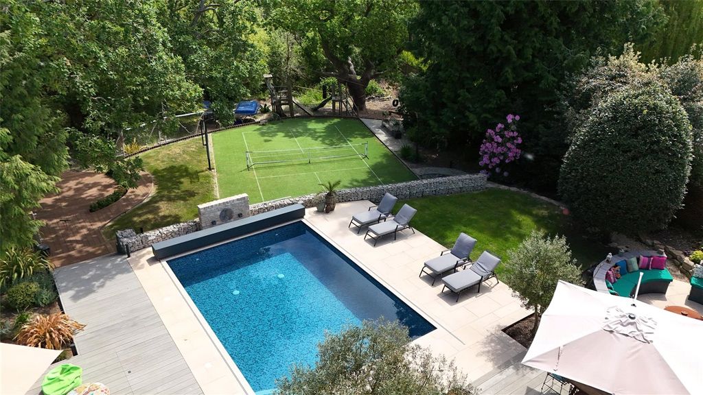 Property photo 2 of 23 Picture No. 02