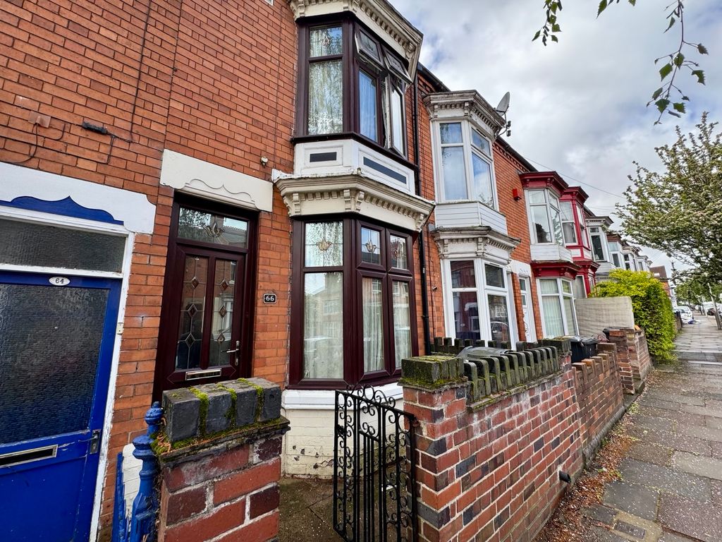 Property photo 1 of 16