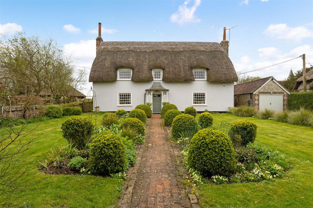 Property photo 1 of 32 Main Photo