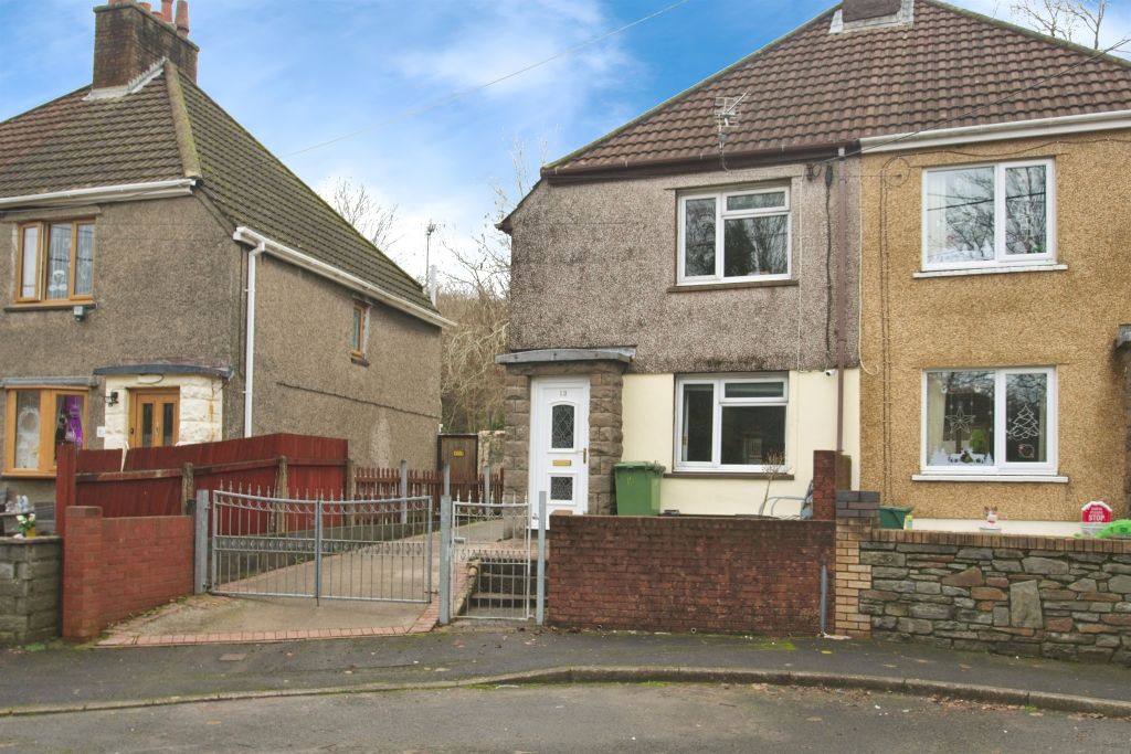 Property photo 2 of 16