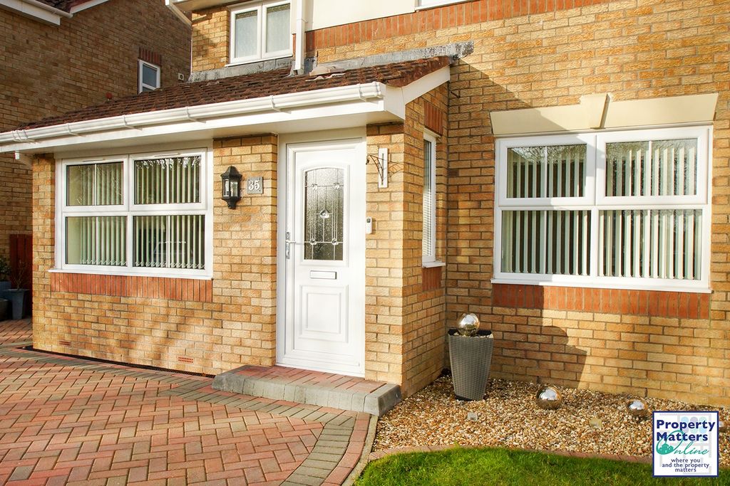 Property photo 2 of 17 Exterior